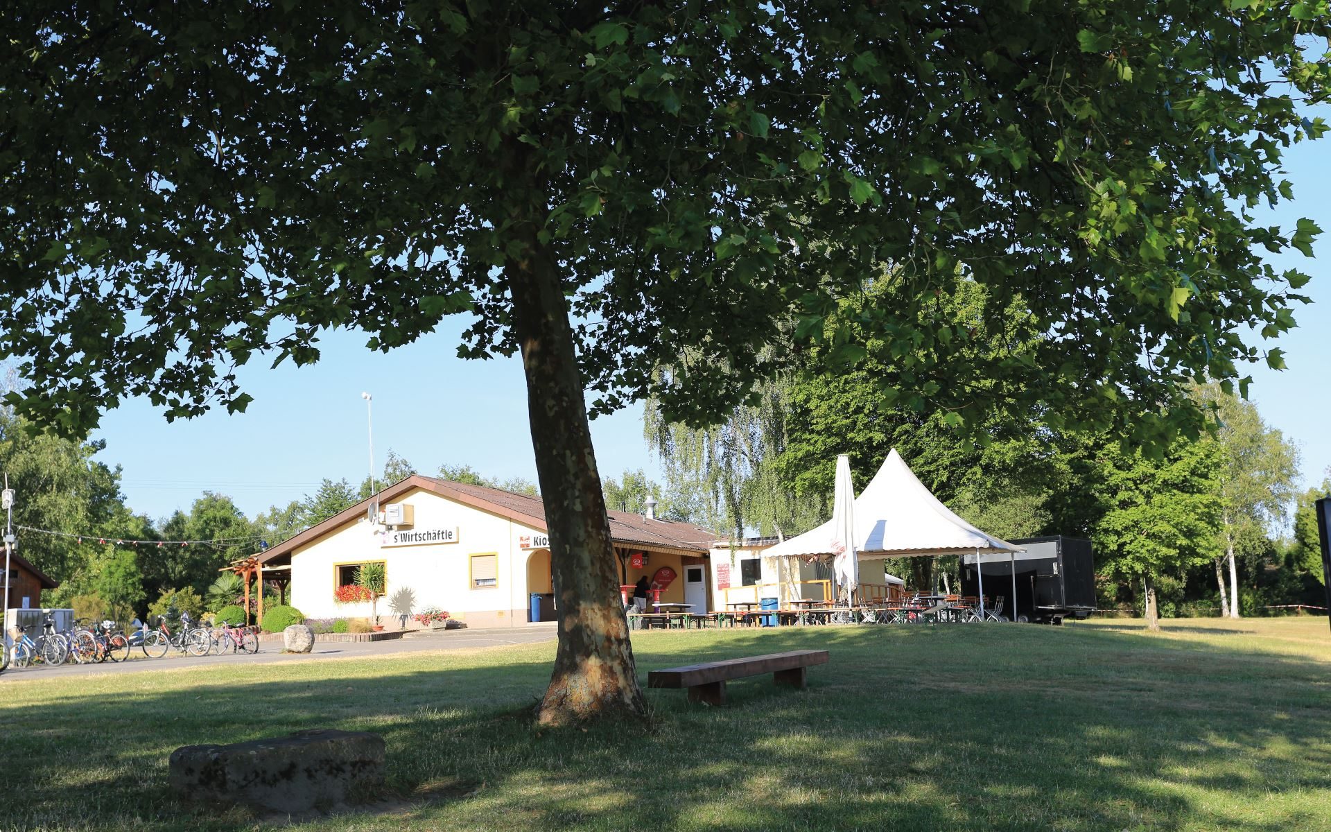 Das Wirtschäftle am Tunisee mit Gartenwirtschaft